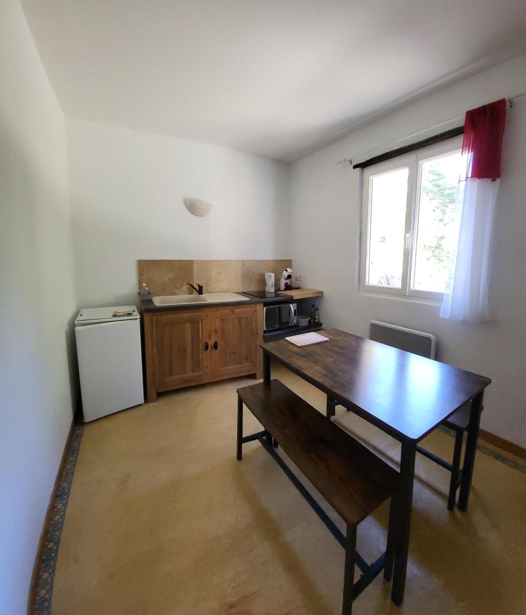 Studios Et Gite La Sauvasse Vagnas Habitación foto